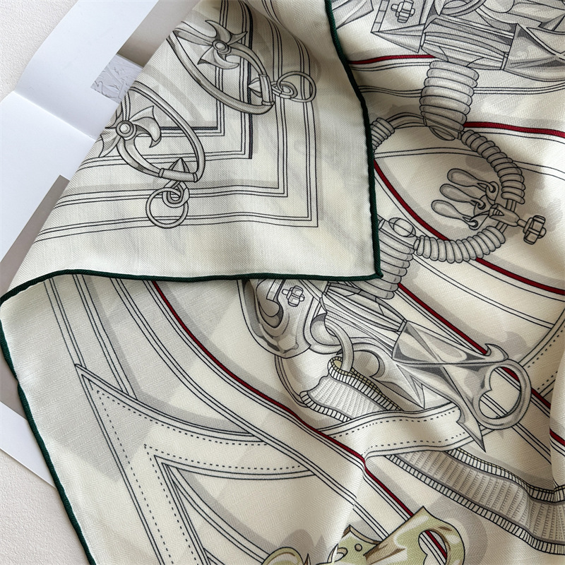 Syal 40% Sutra 60% Wol 135x135 - Sewing Hemming ulasan dan harga